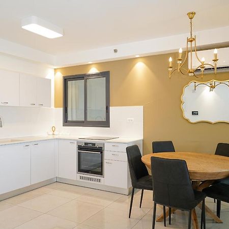 Maorissimo Tower Apartment Акра Екстериор снимка