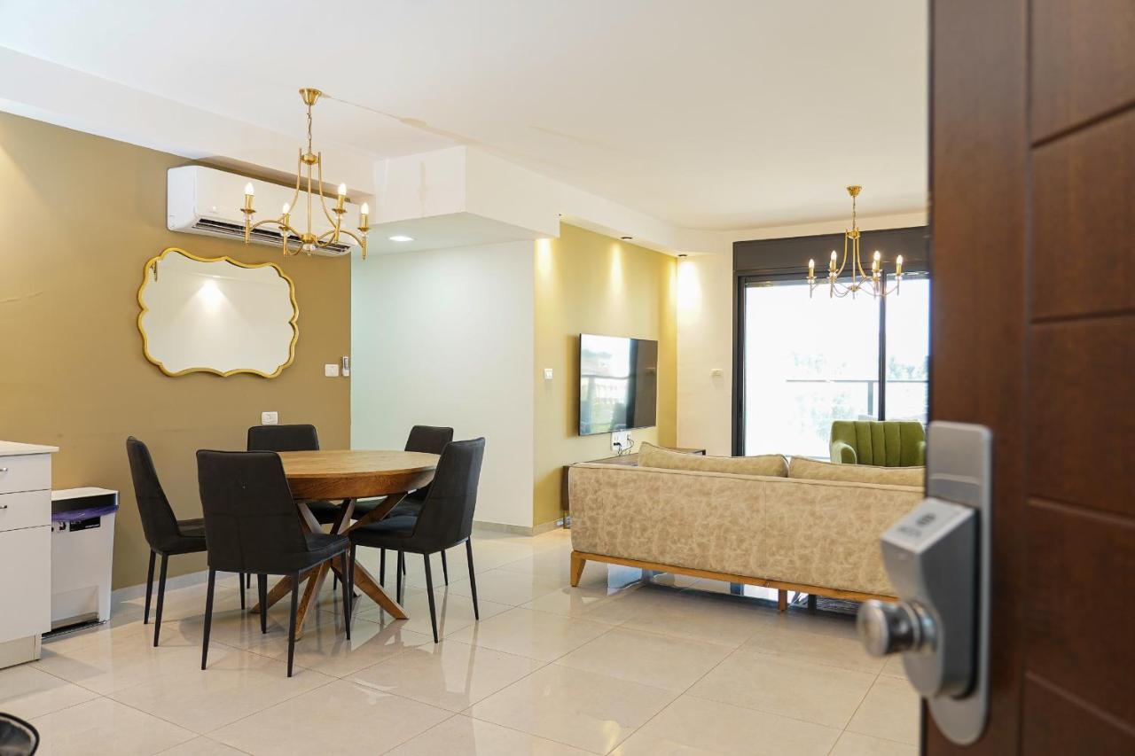 Maorissimo Tower Apartment Акра Екстериор снимка