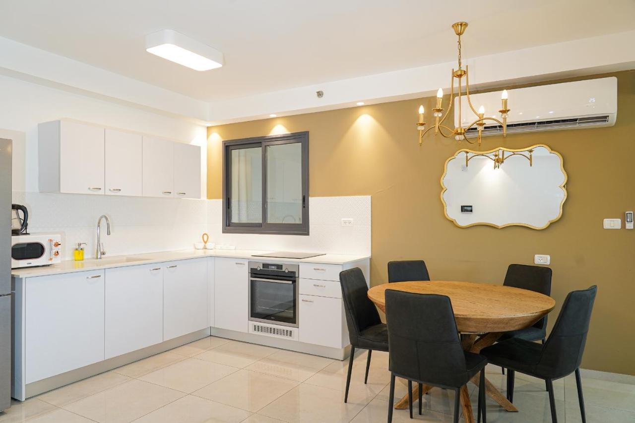 Maorissimo Tower Apartment Акра Екстериор снимка